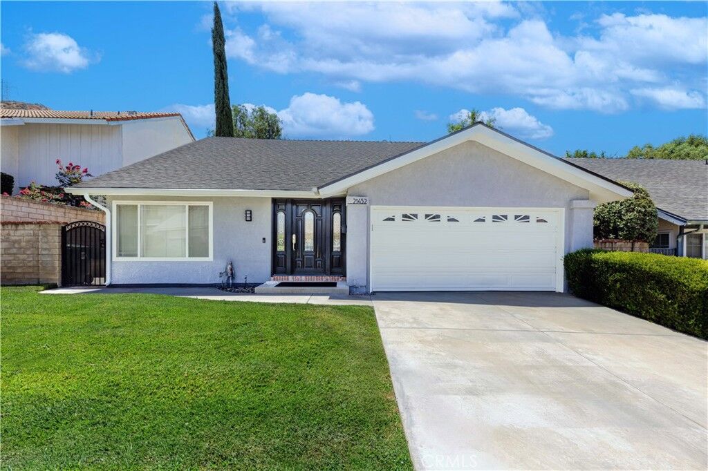 Property Photo:  21452 Carol Sue  CA 91350 