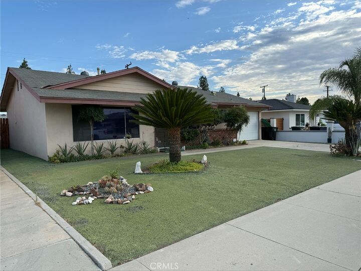 Property Photo: 545 Jade CA 92543