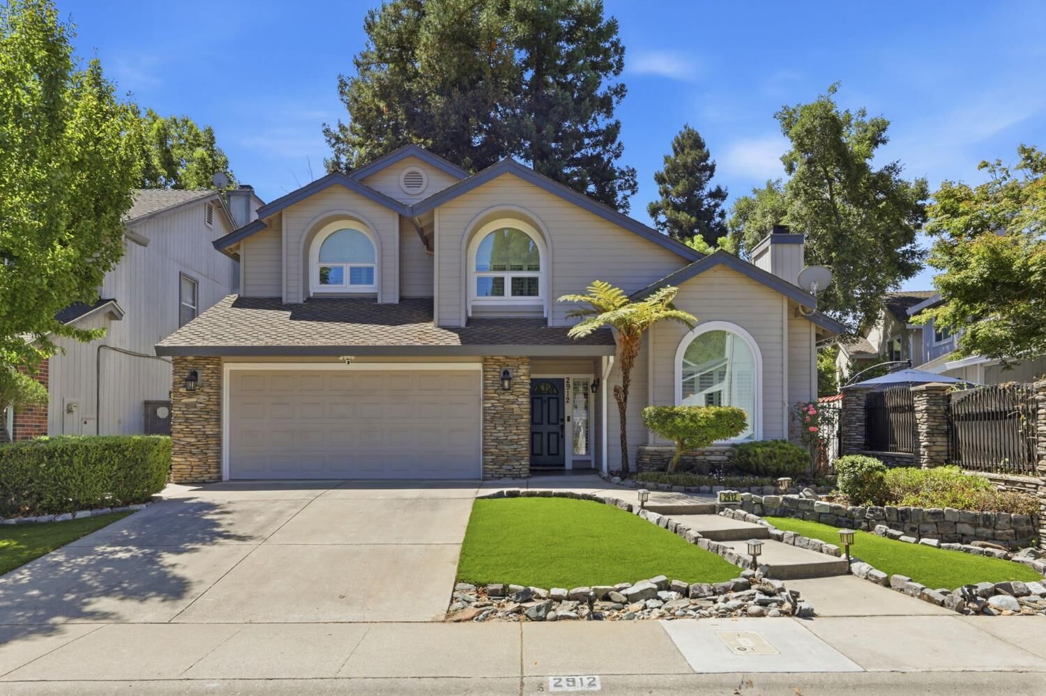 Property Photo:  2912 Trigo Way  CA 95833 
