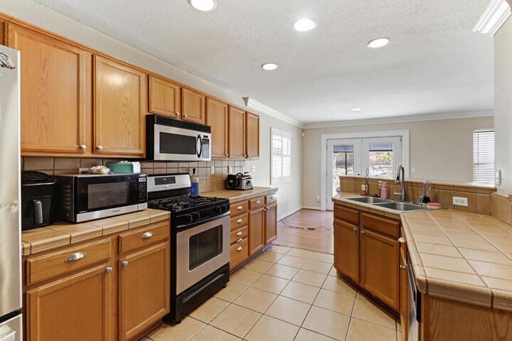 Property Photo:  4381 Pinckney Way  CA 95655 