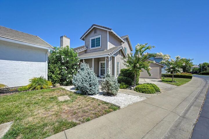 Property Photo: 7423 Woodville Lane CA 95842