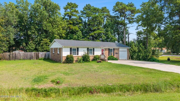 Property Photo:  211 N Nunn Street  NC 28532 