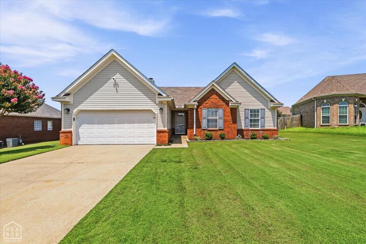 Property Photo: 2108 Quarry Cove AR 72404