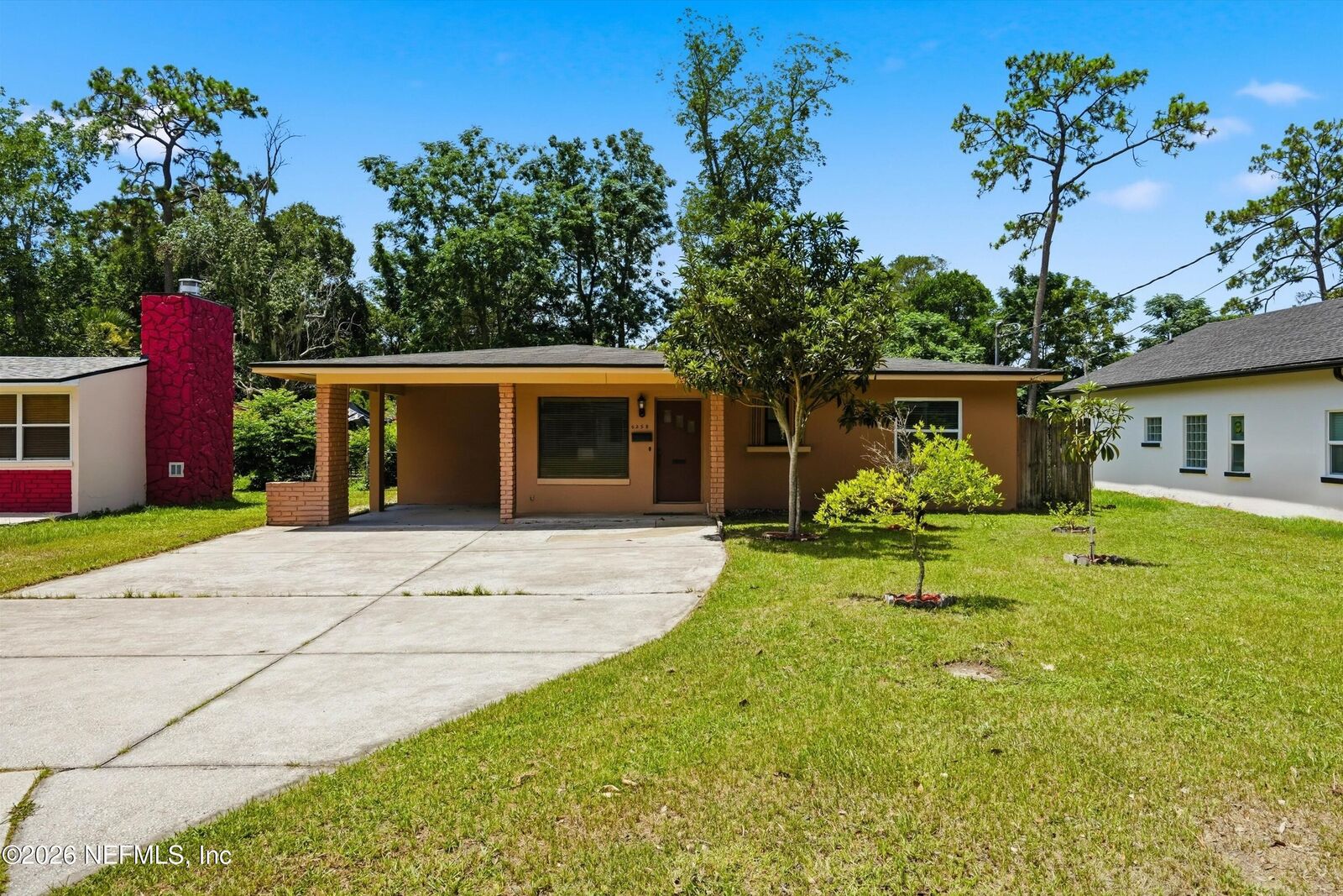 Property Photo:  6258 Spring Forest Circle  FL 32216 