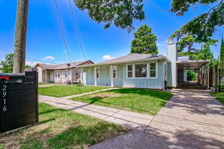Property Photo:  2916 Ivy Place  LA 70043 