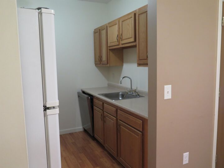 Property Photo:  18 Harbor Avenue  NH 03060 