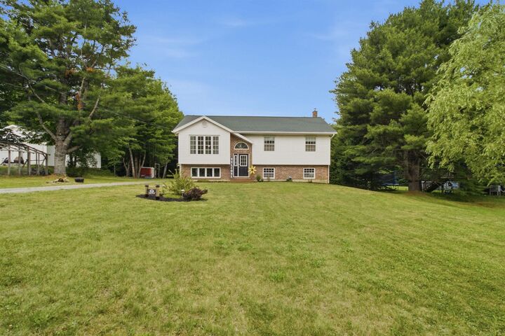 Property Photo: 14 Lake Road Road NS B4V 6G2