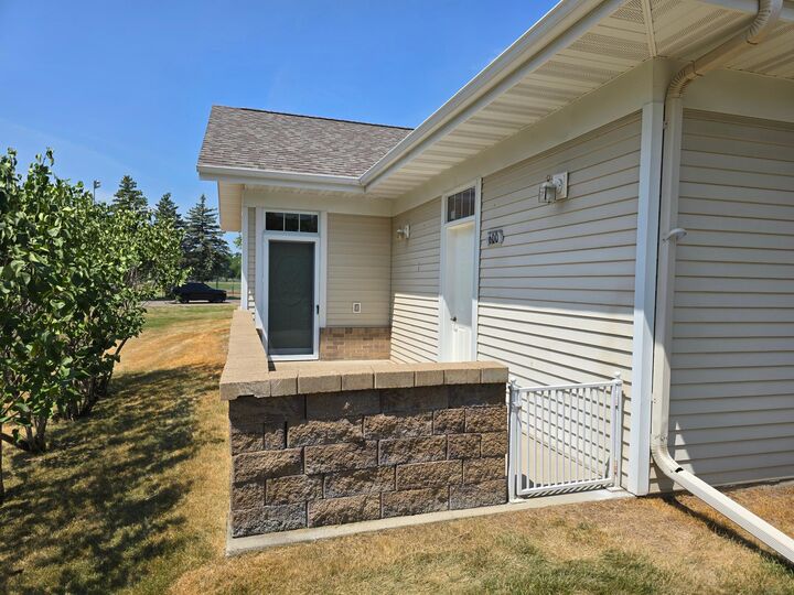 Property Photo: 600 N Shore Drive 600 MN 56501