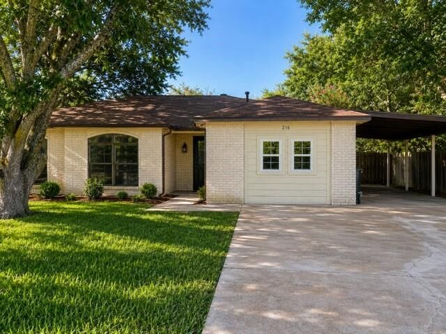 Property Photo: 216 Monica Street TX 75154
