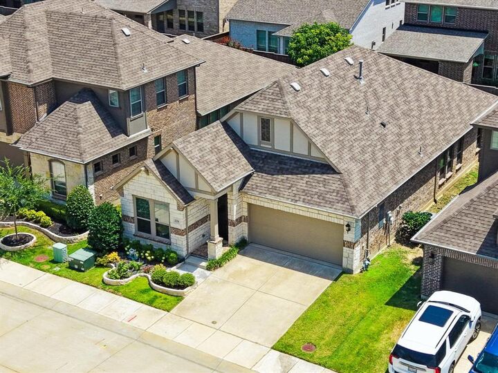Property Photo: 2256 Briar Ridge Trail TX 75010