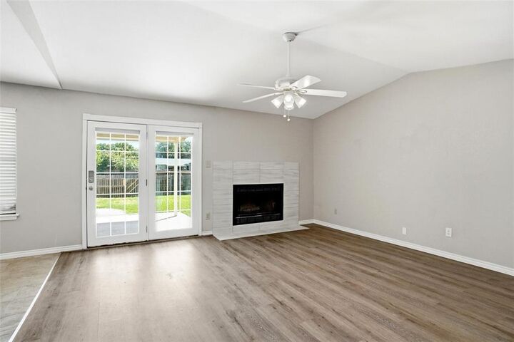 Photo de la propriété:  6516 Storm Drive  TX 76148 