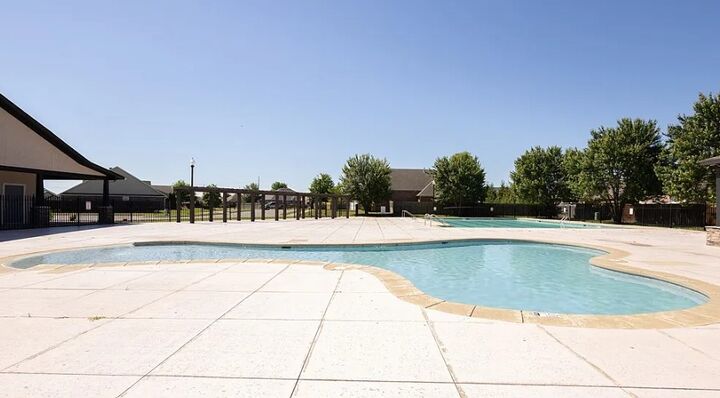 Property Photo: 7850 Bridgegate Avenue AR 72762