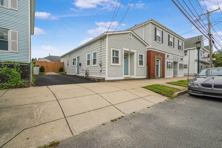 Property Photo:  381 Wood St  RI 02809 