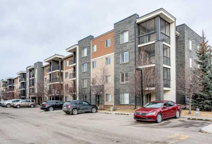 7110 80 Avenue NE 420 — photo 1