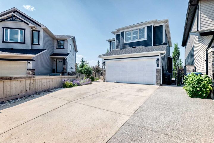 Property Photo:  98 Panamount Villas NW  AB T3K 0A4 