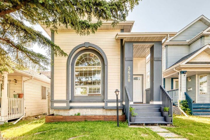 Property Photo: 3628 Catalina Boulevard NE AB T1Y 6W6