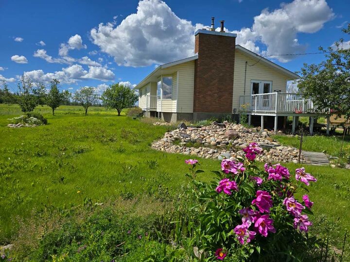 Property Photo: 234044 Township Road 910 AB T0H 2M0