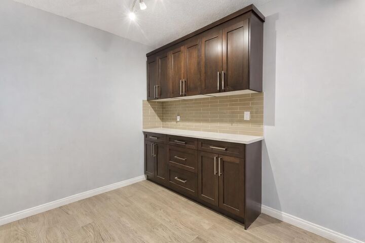 Property Photo: 1900 25A Street SW 408 AB T3E 1Y5