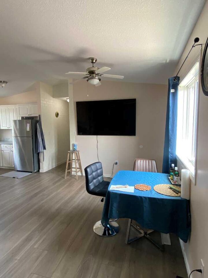 Property Photo: 1708 2 Avenue E AB T1R 1K3