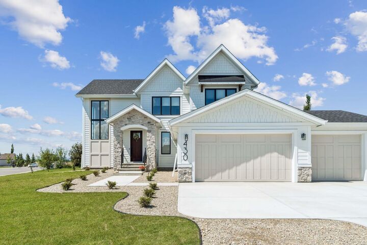 Property Photo: 430 Monterra Bay AB T4C 0G9