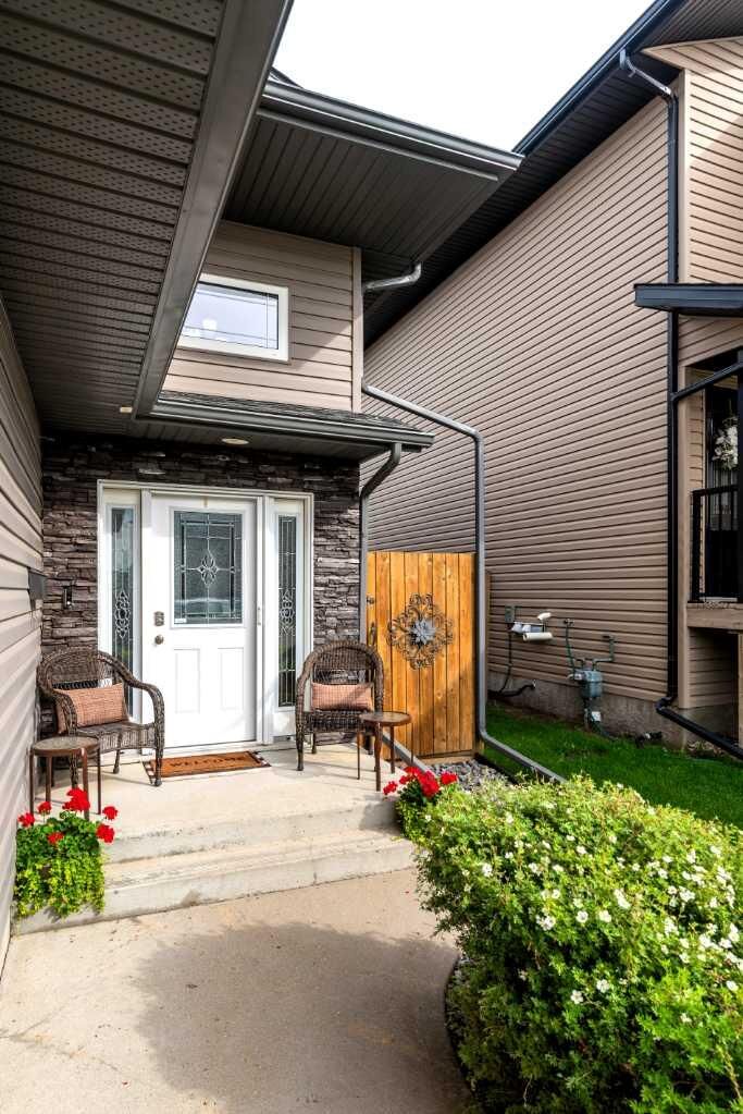 Property Photo: 7213 40 Street AB T9V 2K4