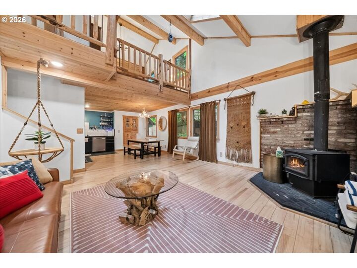 Property Photo: 70548 E Mountain Dr OR 97049