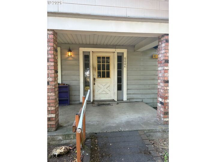Property Photo:  6004 NE 108th Ave  WA 98662 