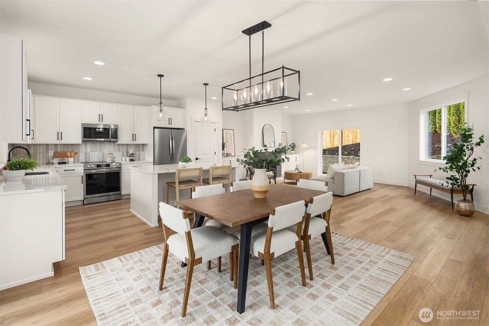 Property Photo:  404  Edmonds Ave NE  WA 98056 