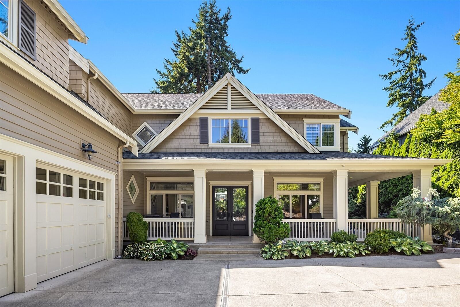 Property Photo:  805  92nd Avenue NE  WA 98004 
