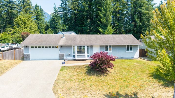 Property Photo: 252 19th Street WA 98251