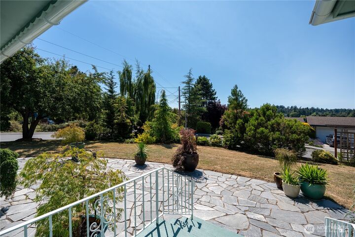 Property Photo:  380  C Street  WA 98250 