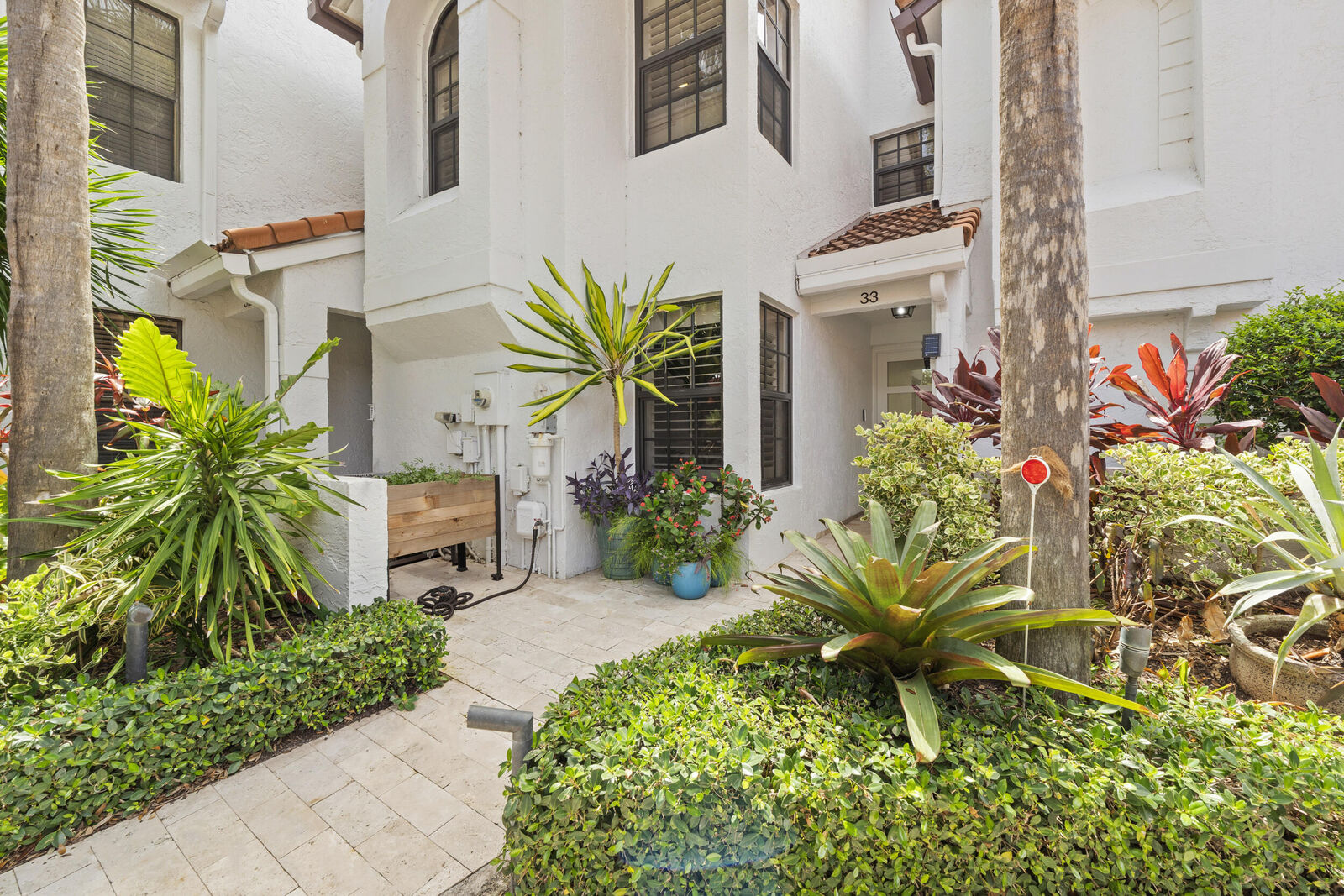 Property Photo: 2359 Treasure Isle Drive 33 FL 33410