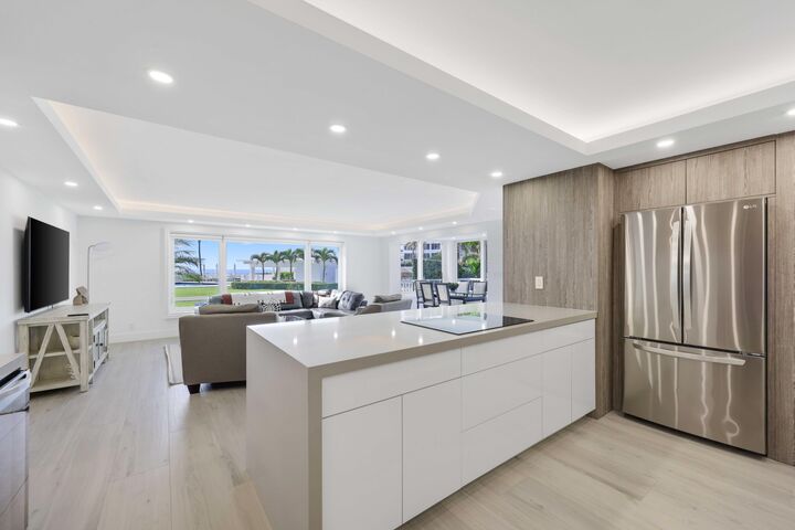 Property Photo: 600 S Ocean Boulevard 103 FL 33432