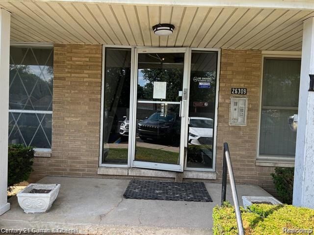 Property Photo:  26309 W 7 Mile Road  MI 48240 