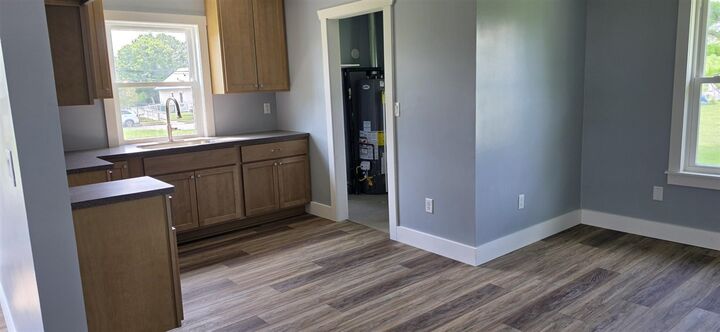 Property Photo: 1220 N G Street IN 47374