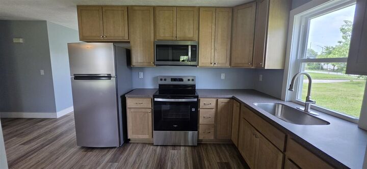 Property Photo:  1220 N G Street  IN 47374 