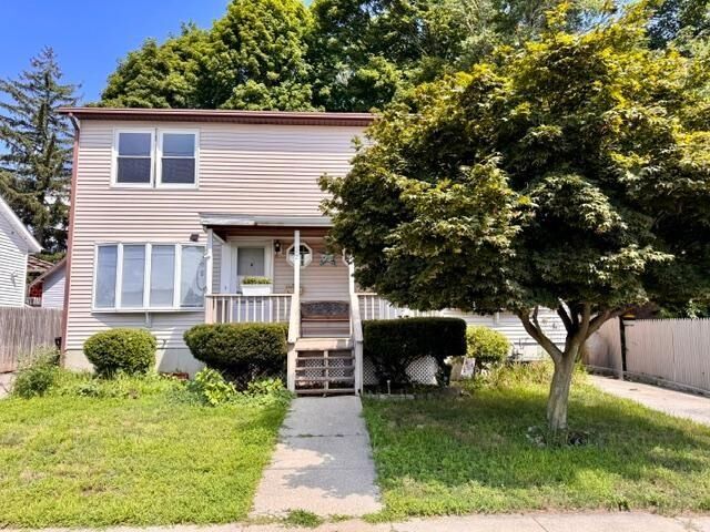 Property Photo: 32 Bowles Court RI 02860