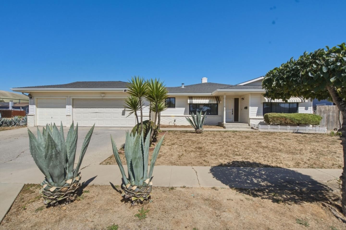Property Photo:  1505 Atherton Way  CA 93906 