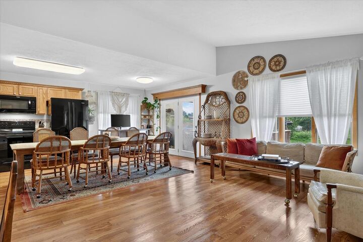 Property Photo:  2306 Pine View Lane  WI 53546 