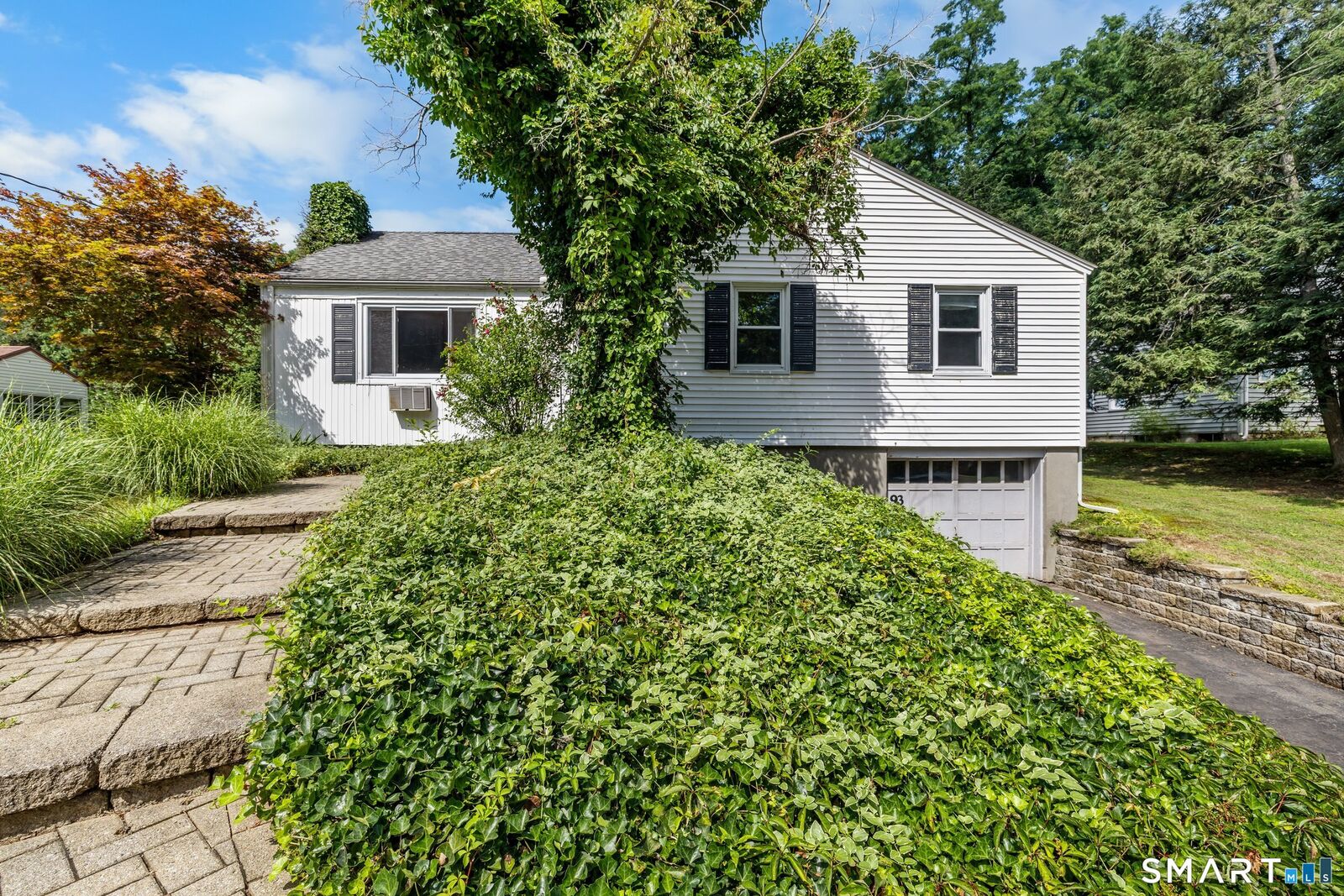 Property Photo: 93 Kenwood Street CT 06037