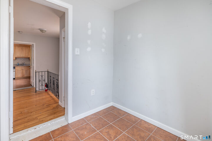 Property Photo: 727 Brewster Street 2nd Floor CT 06606