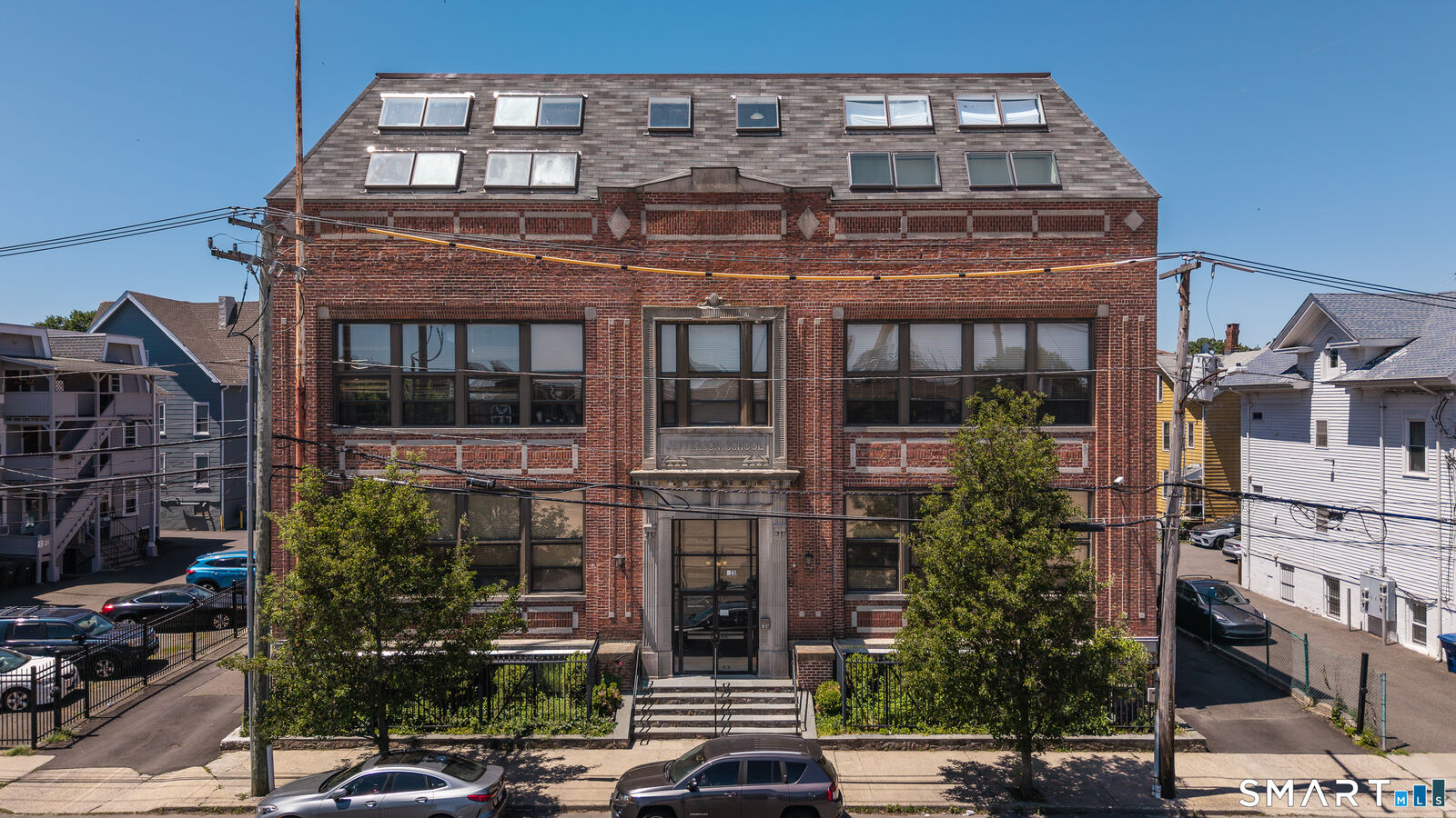 Property Photo:  325 Myrtle Avenue 1202  CT 06604 