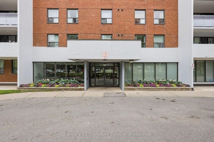Property Photo:  1250 Bridletowne Circle 610  ON M1W 2V1 