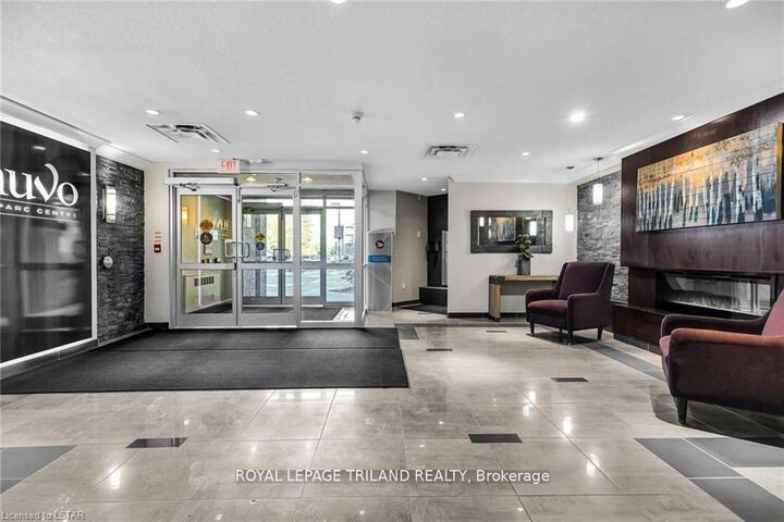 Property Photo: 340 Sugarcreek Trail 510 ON N6H 0G4