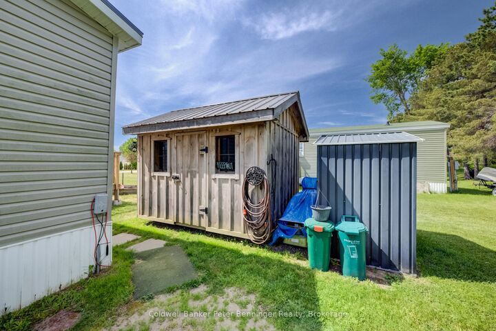 Property Photo: 33 Dove Road ON N0G 2V0
