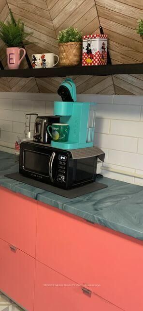 Property Photo: 7833 Kipling Avenue ON L4L 1Z4
