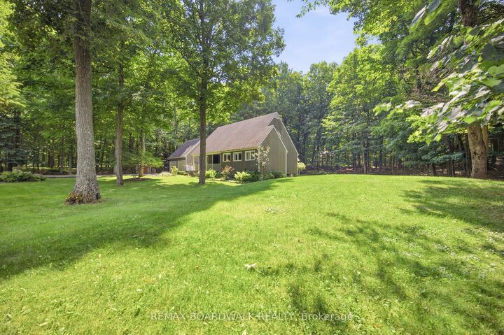 Property Photo: 123 Poole Drive ON K7H 3C5