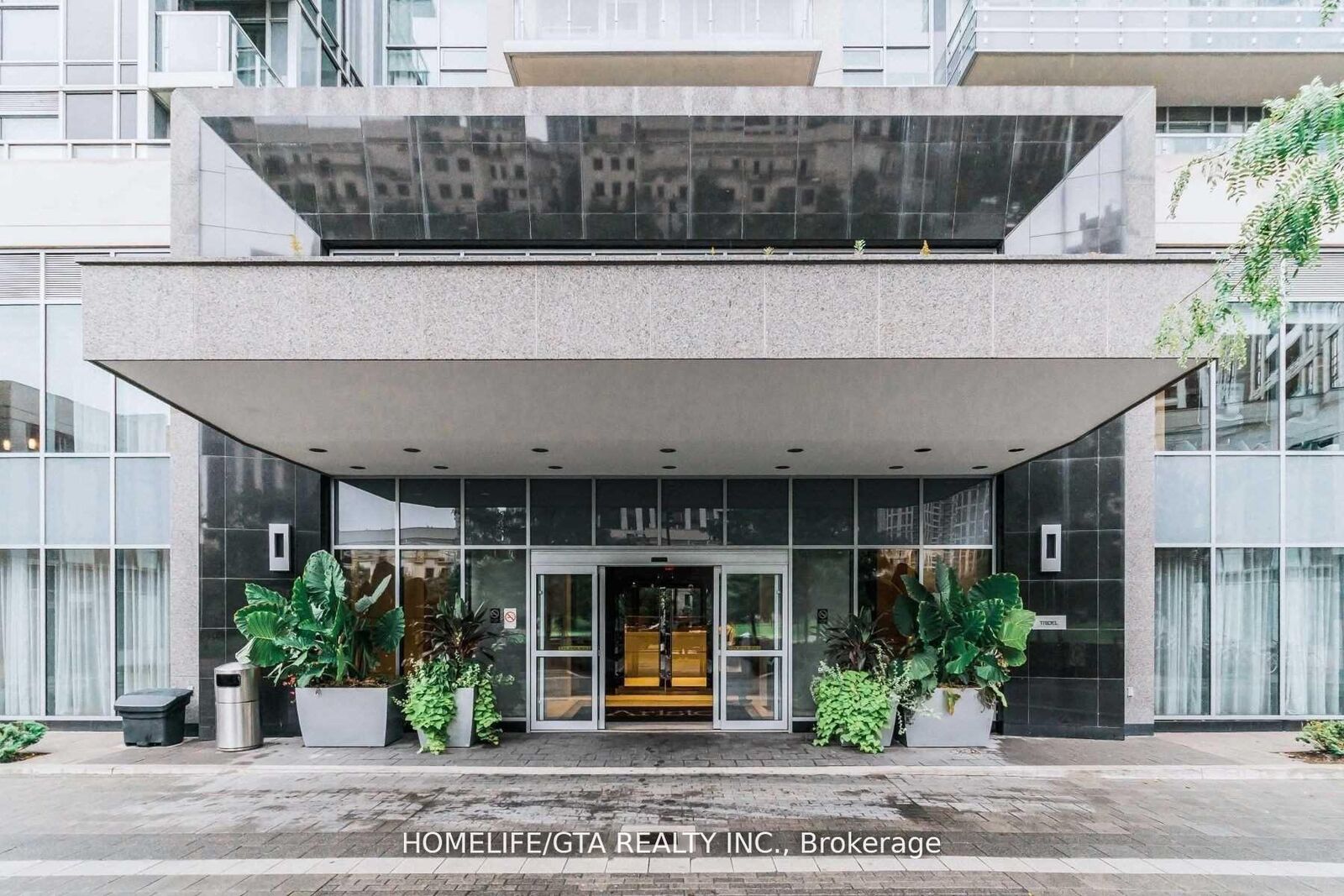 Property Photo: 120 Harrison Garden Boulevard 428 ON M2N 0H1