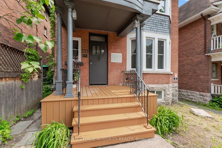 Property Photo:  339 Chapel Street 3  ON K1N 7Z5 