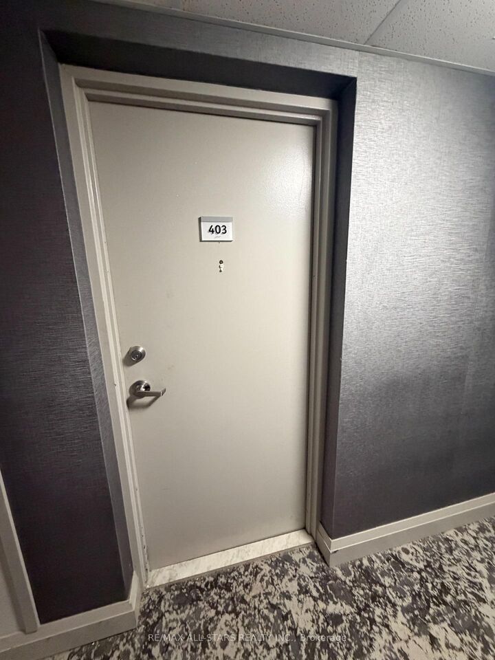 Property Photo:  7 Albert Street 403  ON L4A 4H2 